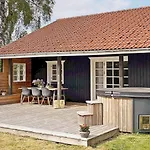 7 Person In Hébergement de vacances Grenå
