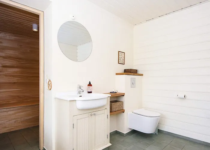 7 Person In Σπίτι διακοπών